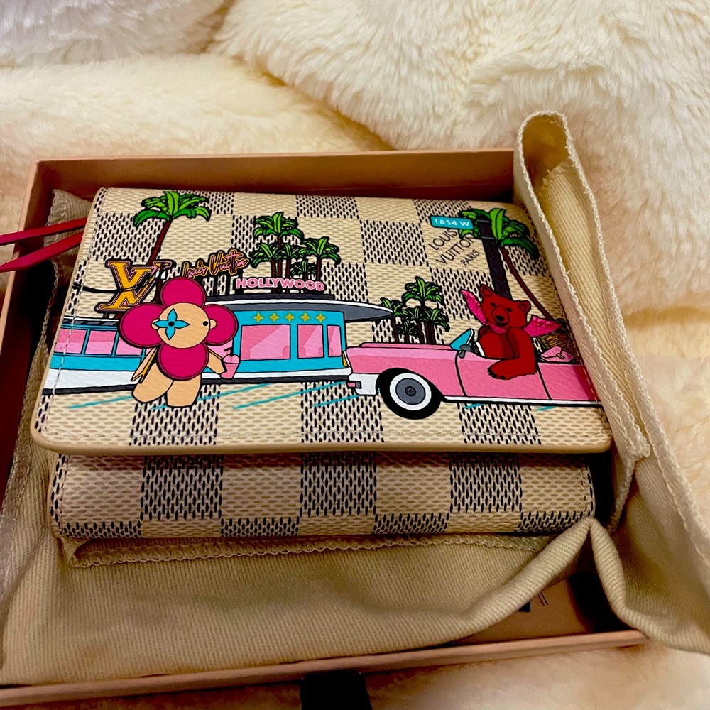Louis Vuitton Victorine Azur 2021 Holiday collection